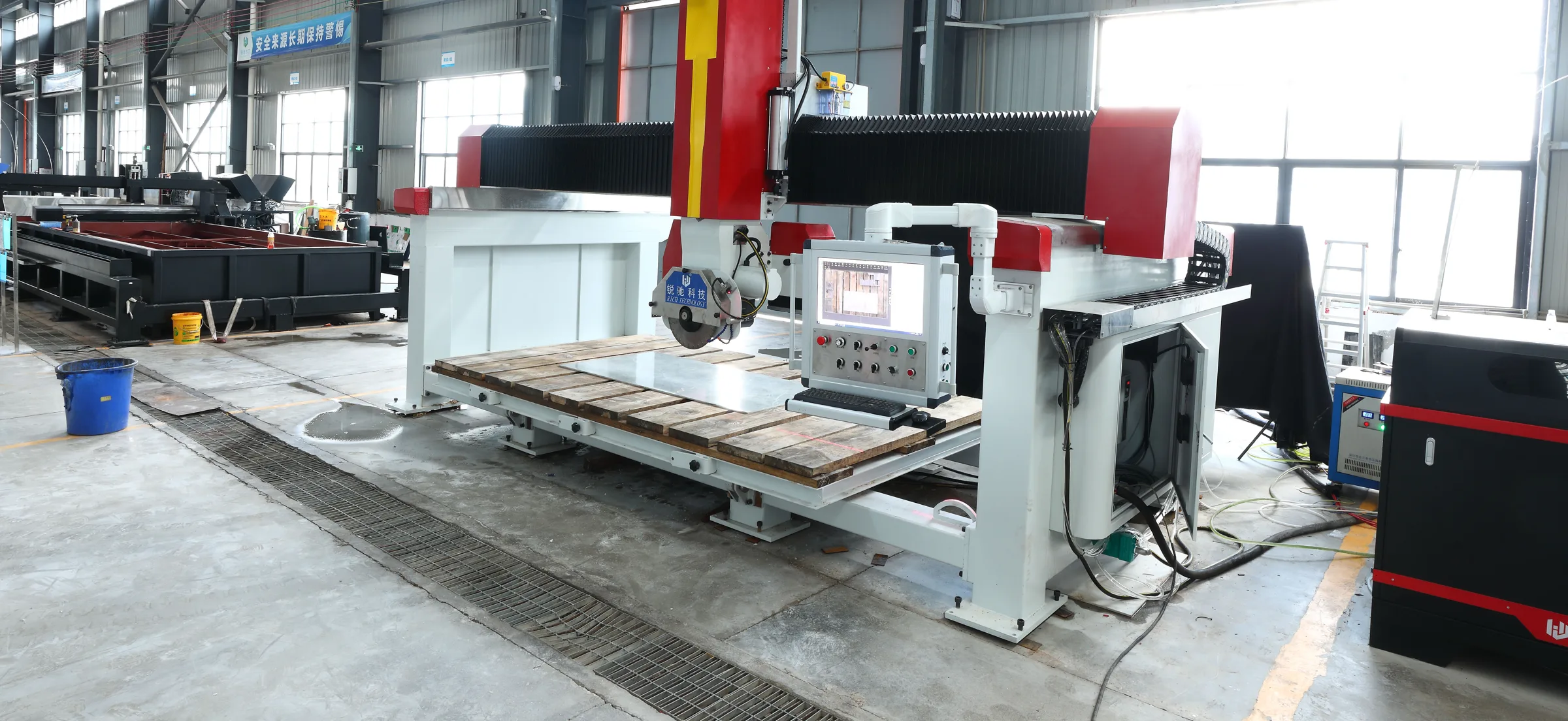 5-Axis Bridge + Waterjet